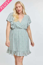 Load image into Gallery viewer, Curvy Floral Ruffle Detail Dress
