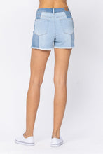 Load image into Gallery viewer, Two Tone Denim Shorts
