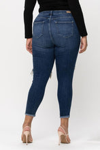 Load image into Gallery viewer, Mid Rise Knee Hole Crop Skinny Jean
