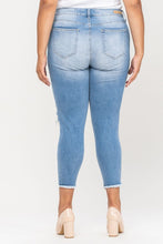 Load image into Gallery viewer, Distressed Crop Skinny Jeans
