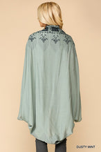 Load image into Gallery viewer, Embroidered Eyelet Cocoon Kimono
