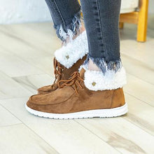 Load image into Gallery viewer, Sherpa Lined Moccasin Style Sneaker
