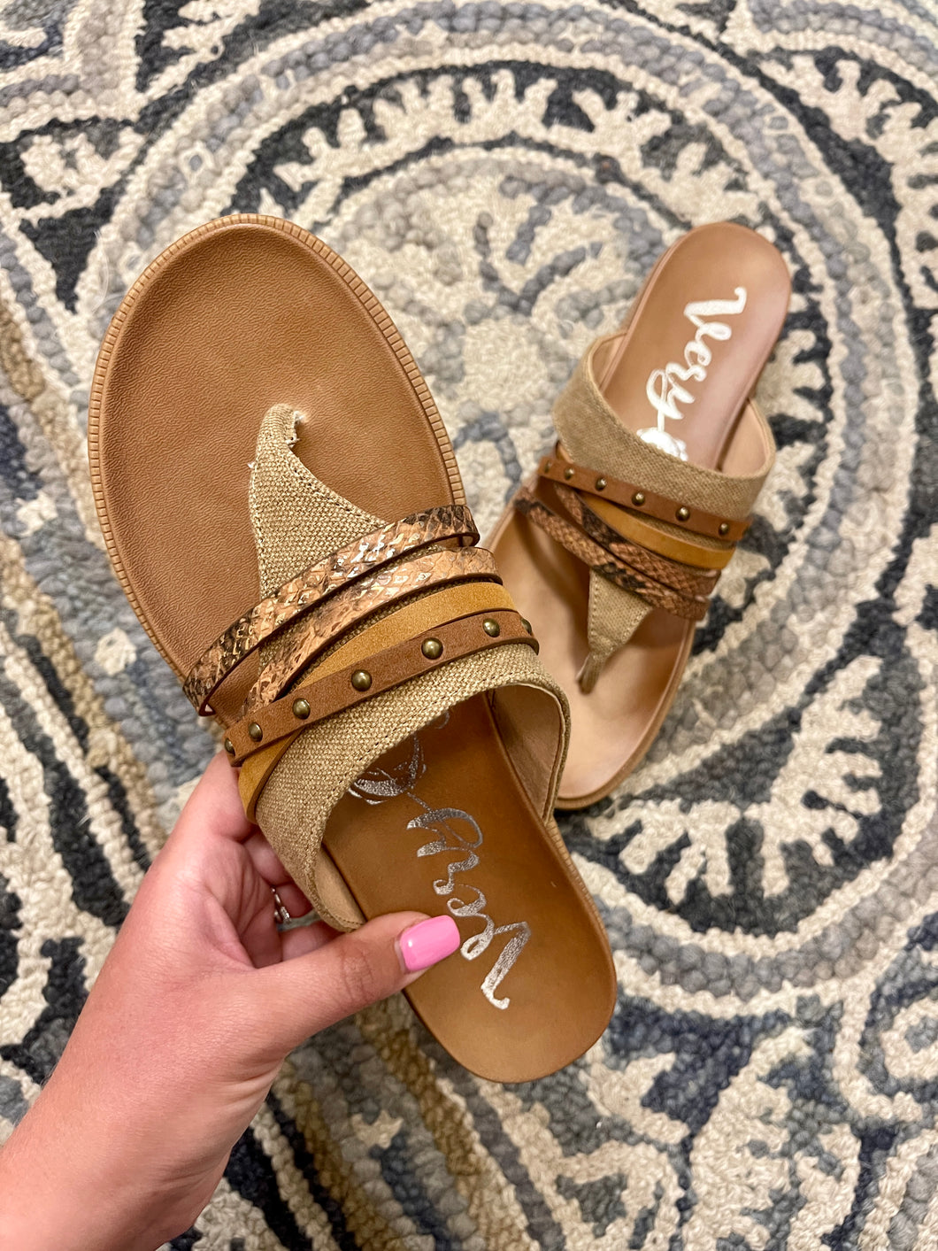 Rose Sandals - Tan