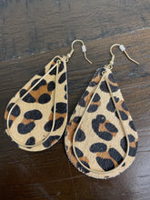 Load image into Gallery viewer, Printed Tear Drop Earrings
