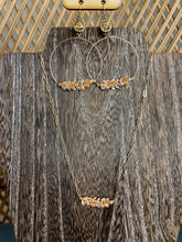 Load image into Gallery viewer, Dainty Love Necklace
